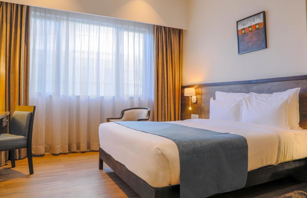 Eka Hotel Eldoret Kültér fotó