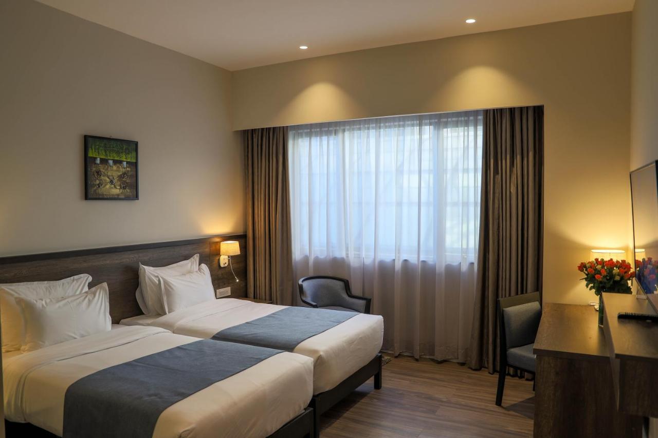 Eka Hotel Eldoret Kültér fotó